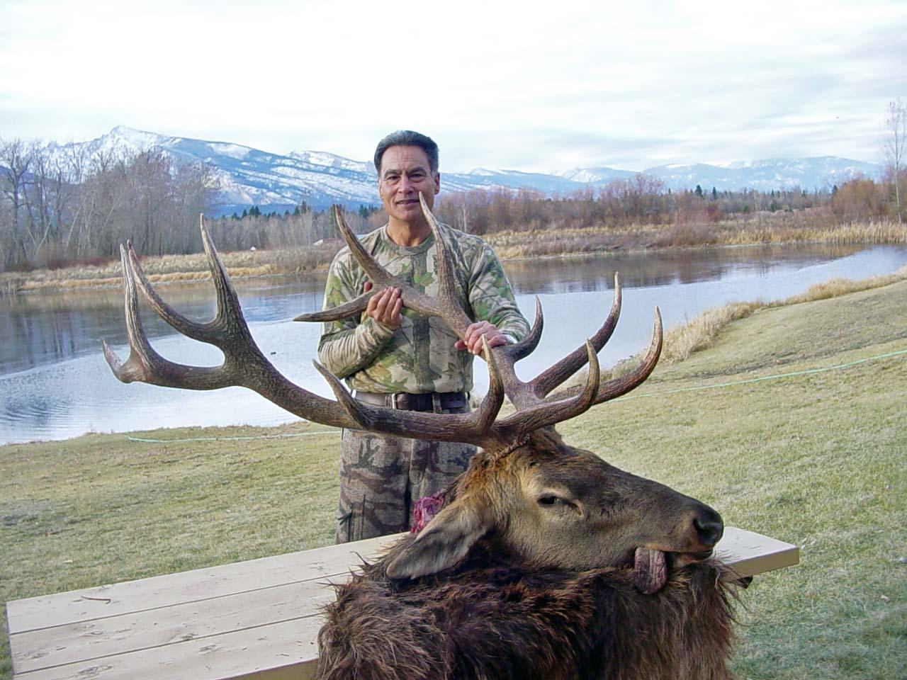 5-day Idaho Elk Hunt for One Hunter with Former NFL All-Pro Rulon