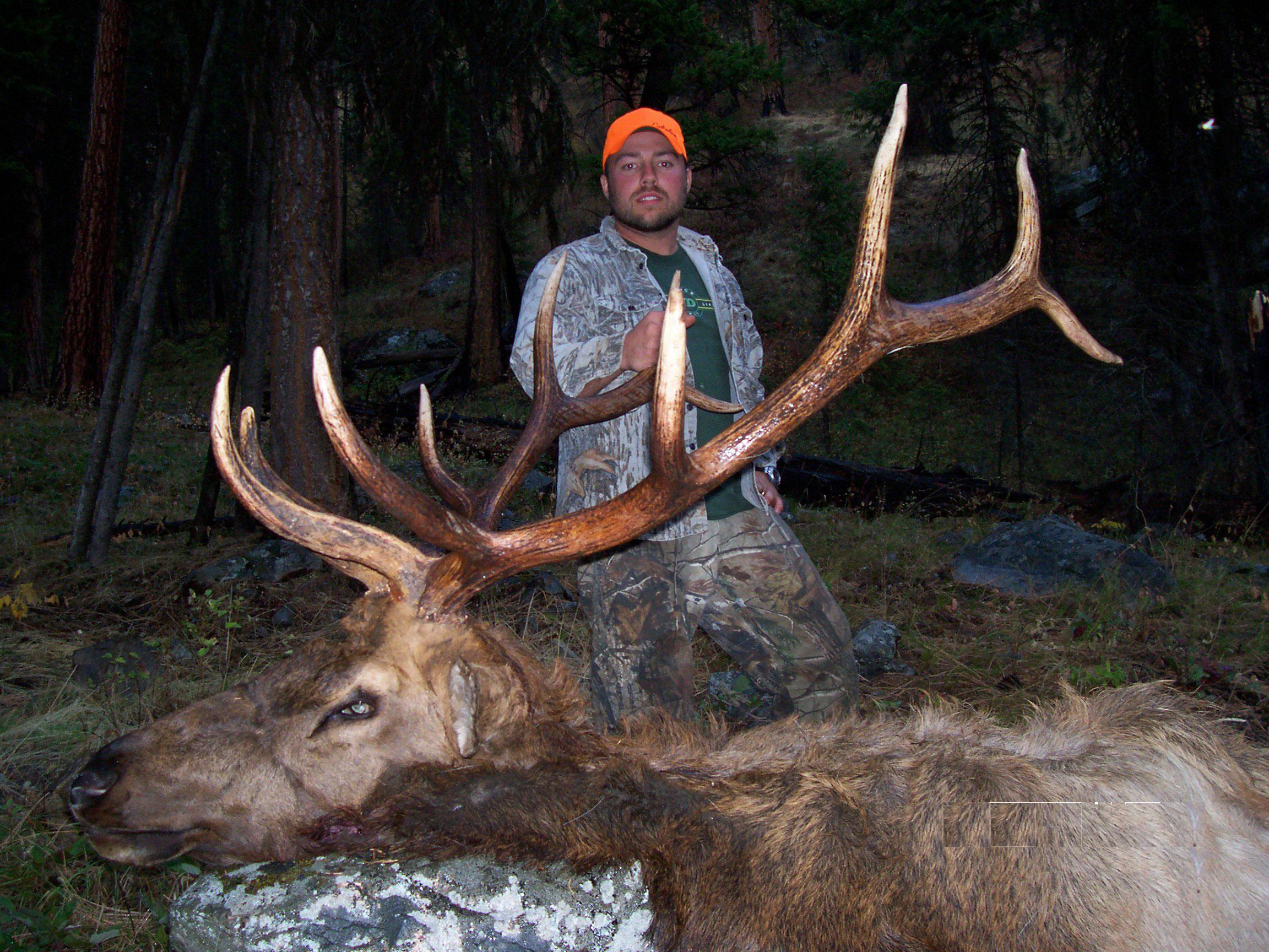 5-day Idaho Elk Hunt for One Hunter with Former NFL All-Pro Rulon